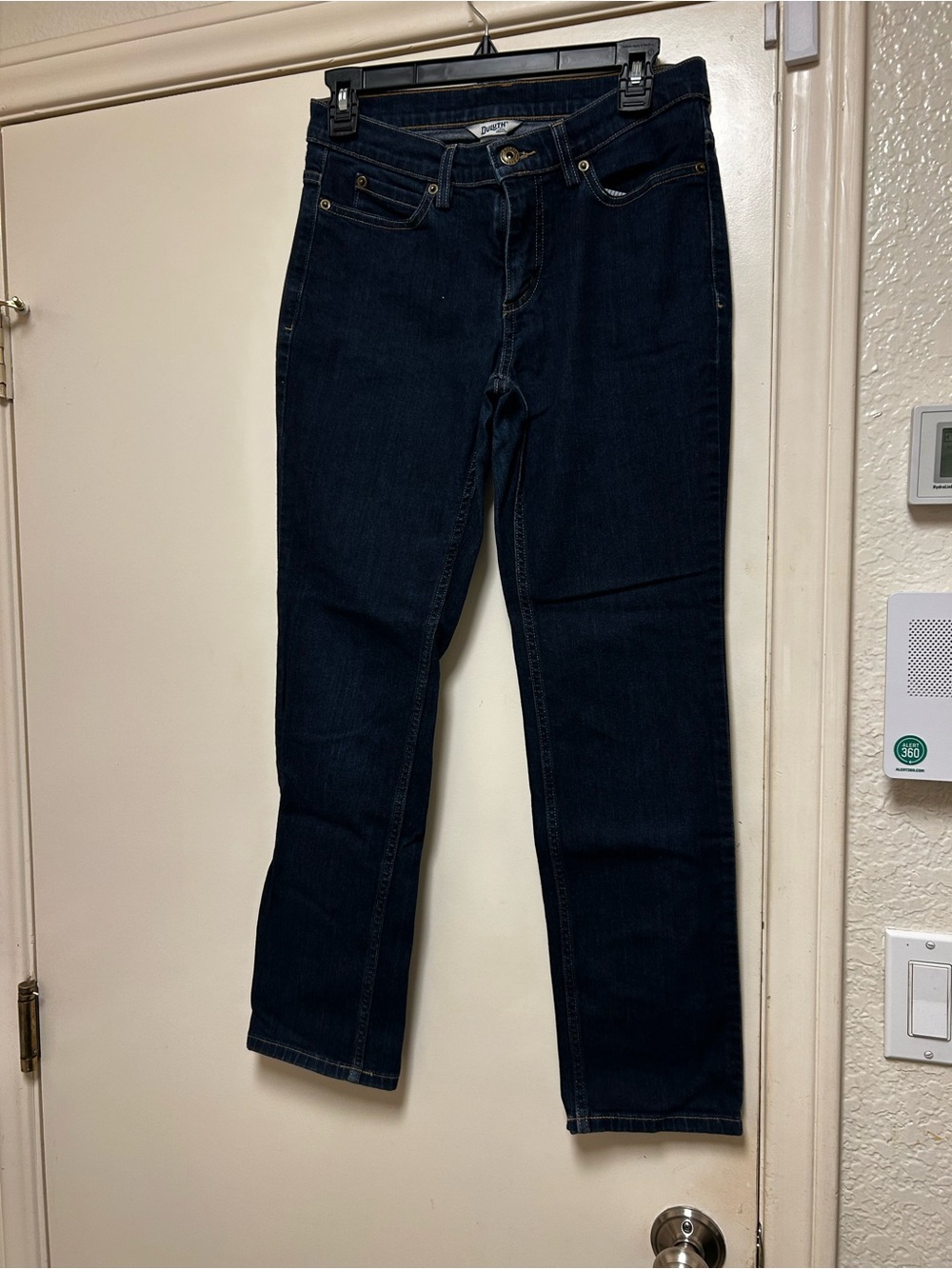 Duluth Trading Co Women’s Straight Jeans in Dark Blue